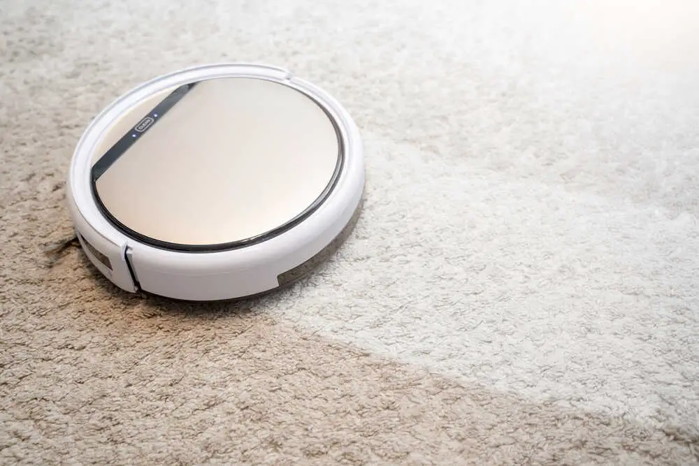 Best Robot Vacuum for Carpet Review in 2020 | Roach Fiend